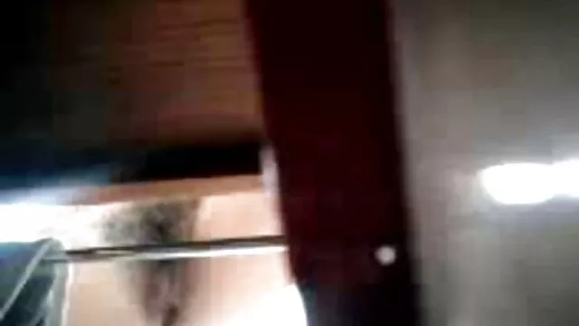 Ενηλίκων χωρίς εγγραφή  Ευέλικτη εραστής τέντωμα του φίλου του τον πούτσο και του βιντεο πορνο δορεαν δίνει