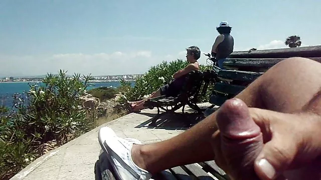 Ενηλίκων χωρίς εγγραφή  Ανάθεμα Τον Τοίχο πορνο δωρεαν βιντεο